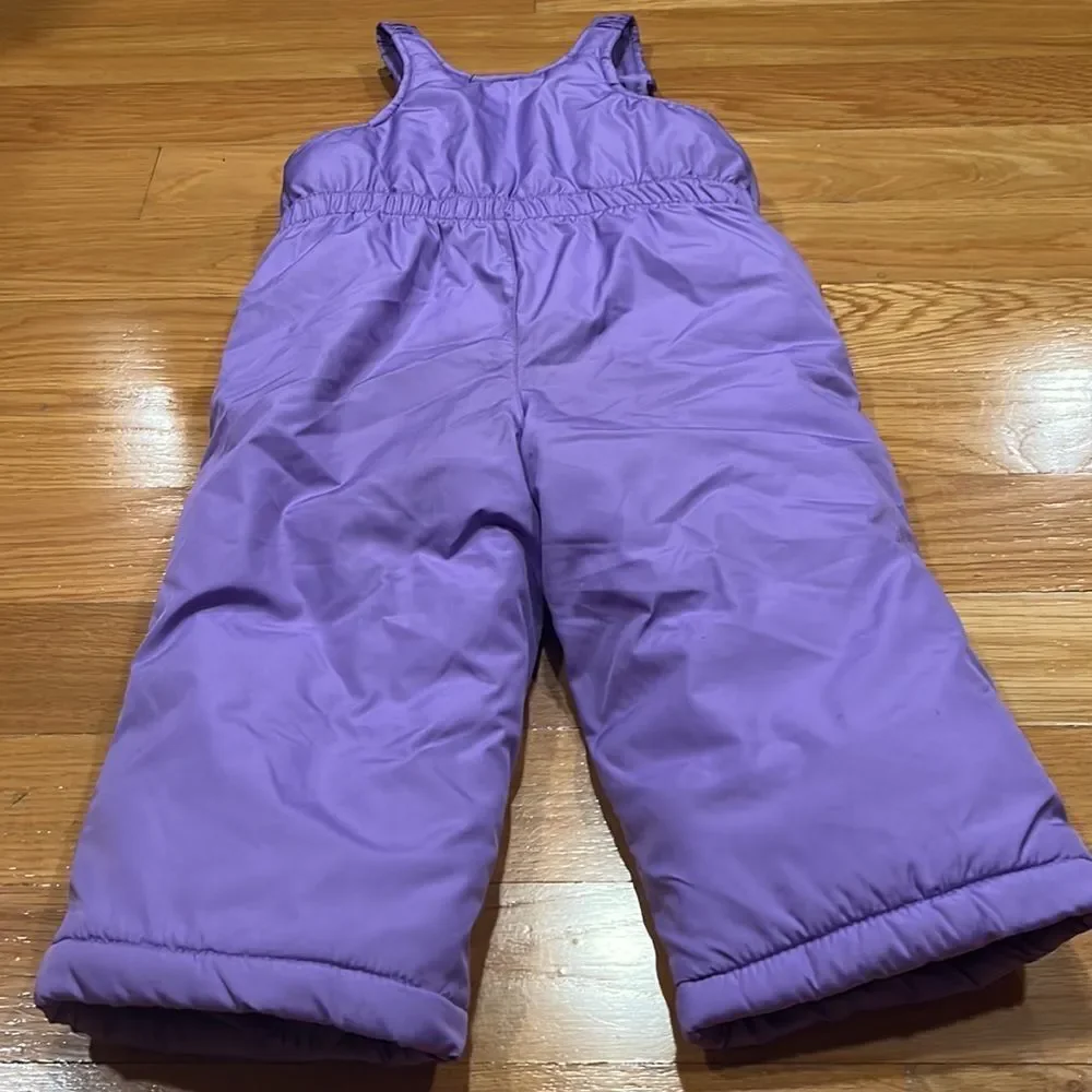 OSHKOSH B’Gosh girls bib snow pants size 24 months.